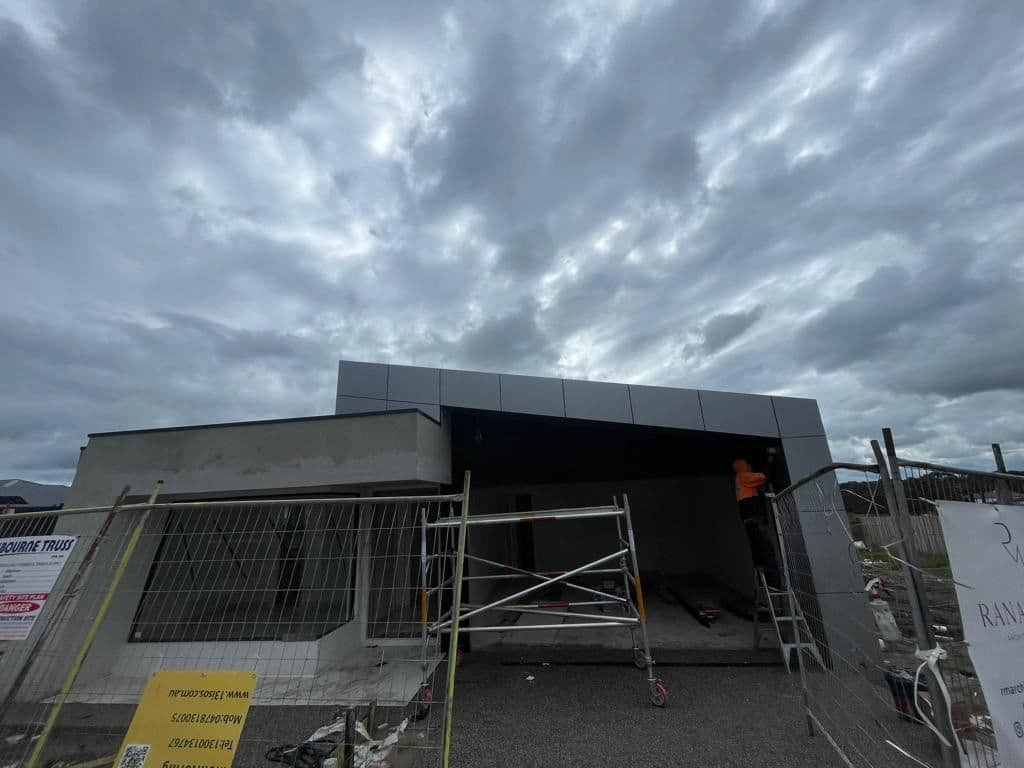 Greenvale Industrial Facade Photo 2